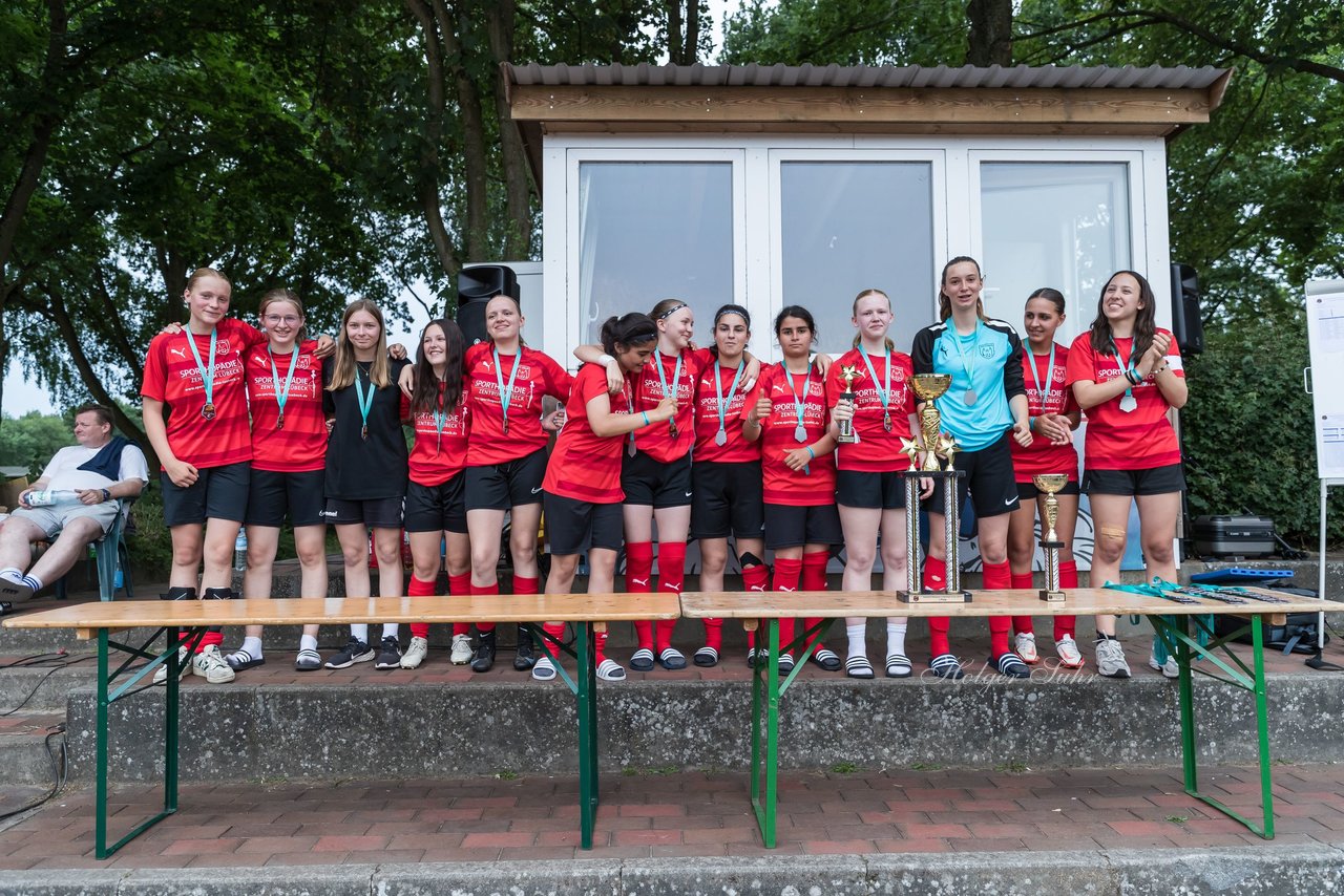 Bild 214 - Loewinnen Cup